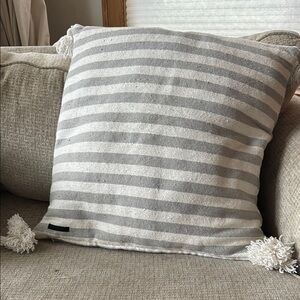 Two euro pillow shams Magaschoni Home